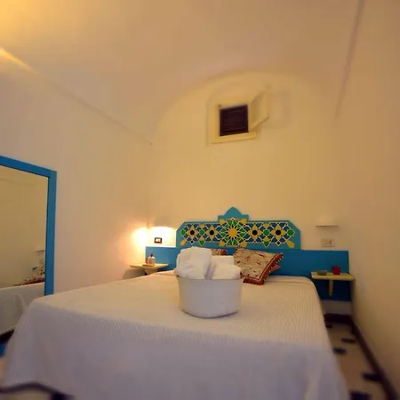 Lodge Dammusi Al Tramonto Siba