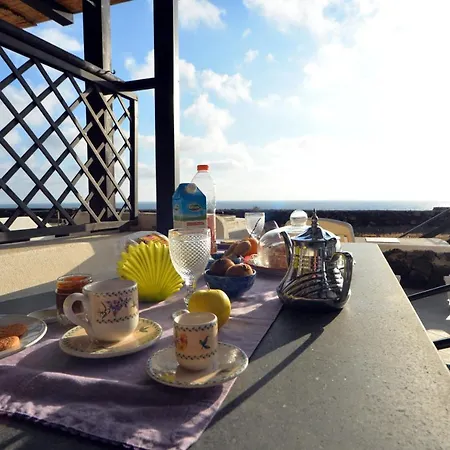 Dammusi Al Tramonto Orman Evi